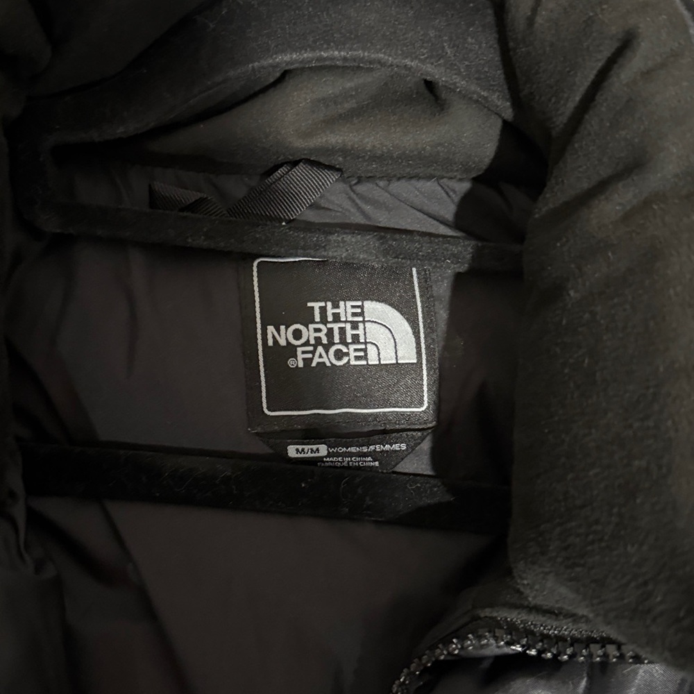 The North Face 550 Vintage Puffer Vest - Picture 2 of 3